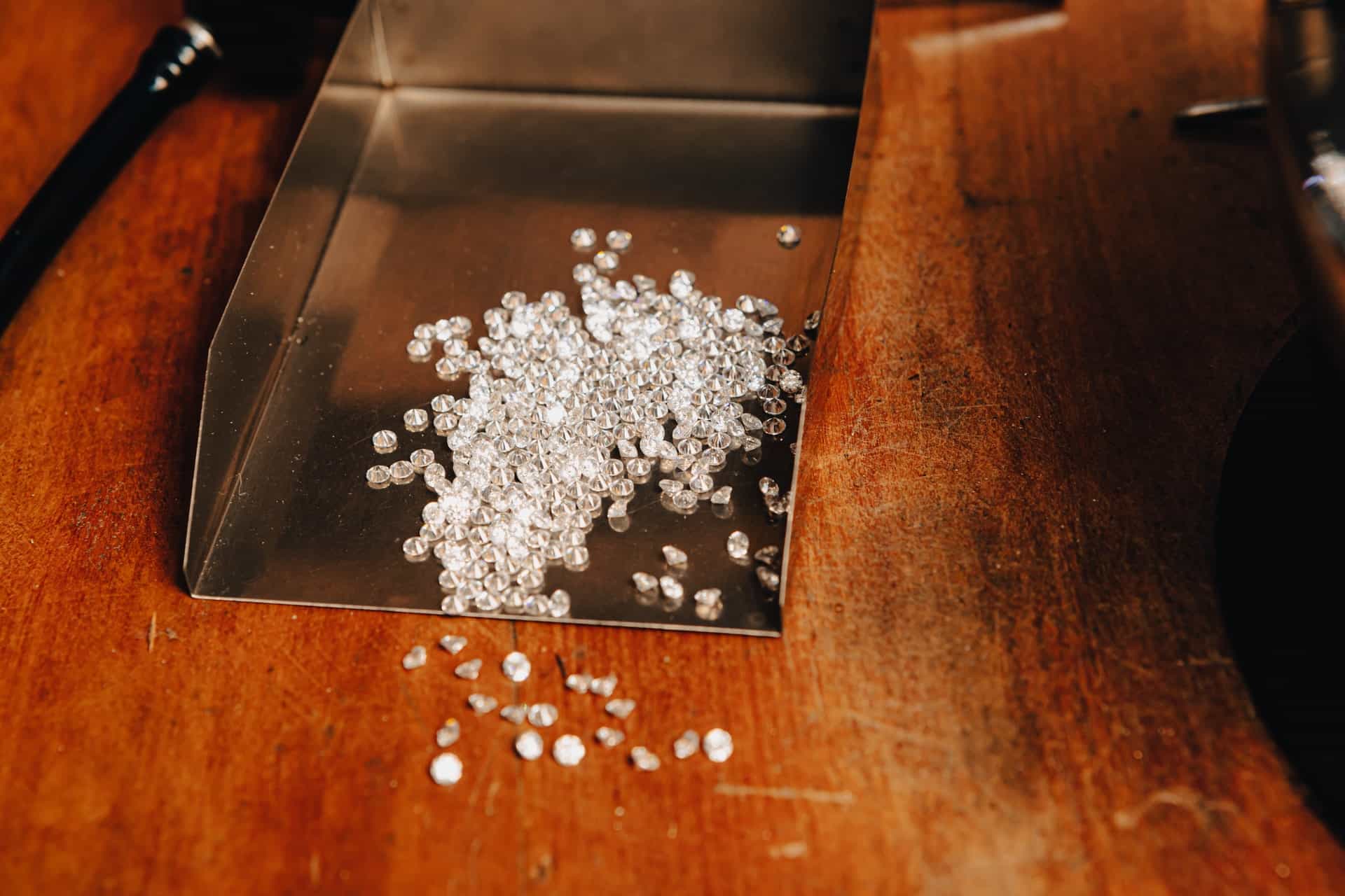 A Guide To Buying Loose Diamonds For Bespoke Jewellery